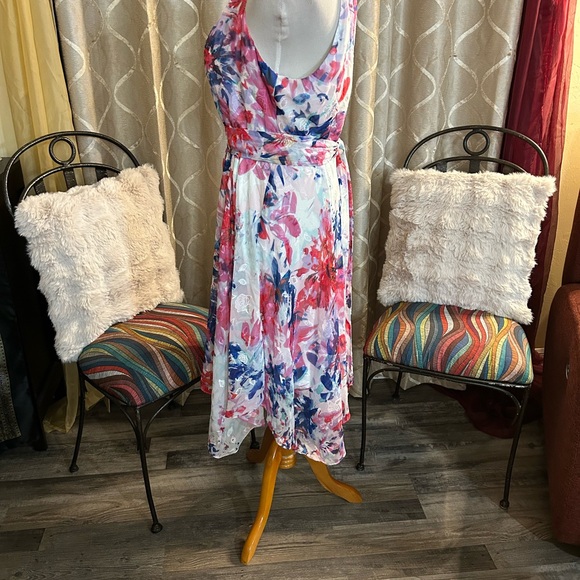 Donna Karan Asymmetrical Floral Dress - Red, Blue, White - Picture 5 of 16